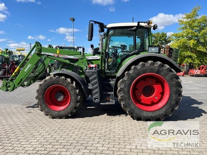 Fendt 724 VARIO S4 Tractoren