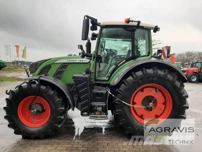Fendt 724 VARIO S4 Tractoren