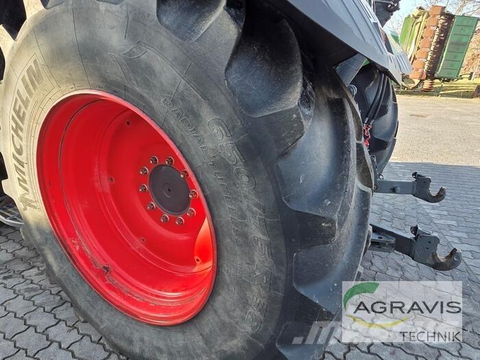 Fendt 724 VARIO S4 Tractoren