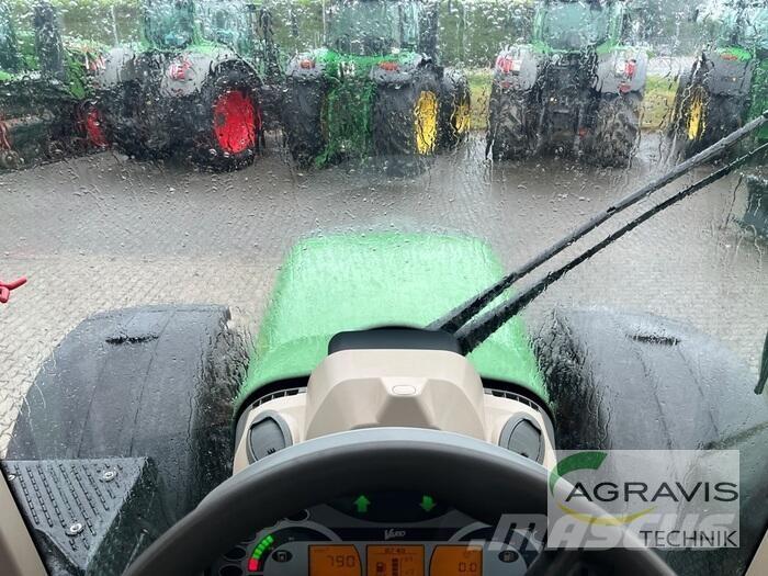 Fendt 724 VARIO SCR Tractoren