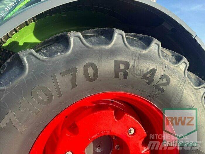 Fendt 828 Vario S4 Tractoren