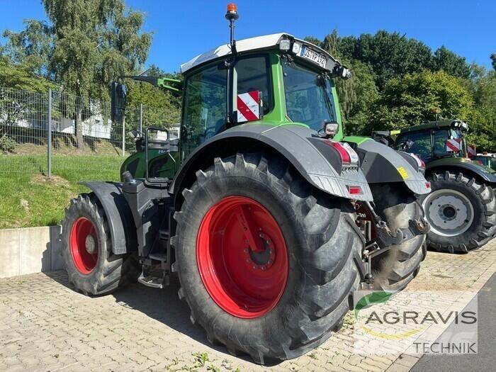 Fendt 828 VARIO S4 Tractoren