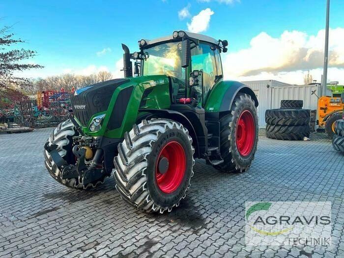 Fendt 828 VARIO S4 Tractoren