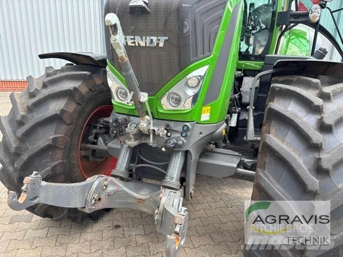 Fendt 828 VARIO S4 Tractoren