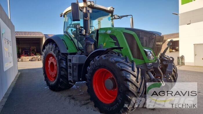 Fendt 828 VARIO S4 Tractoren