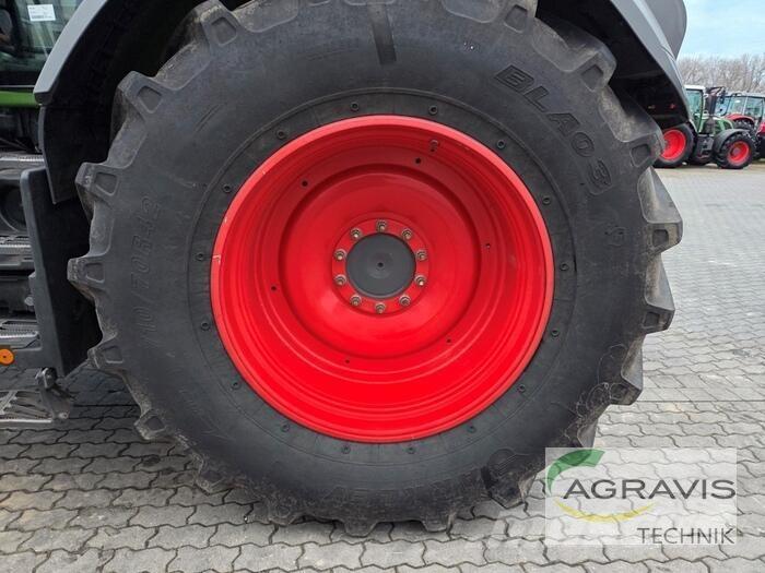 Fendt 828 VARIO S4 Tractoren