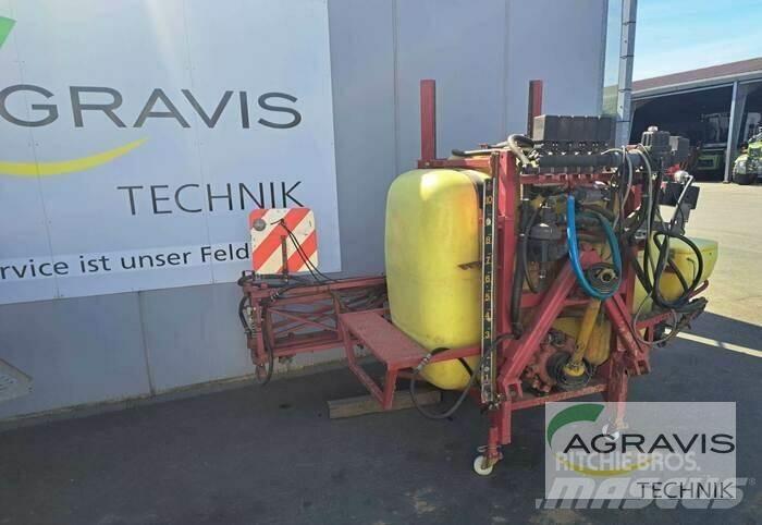 Hardi LX 1000 Getrokken spuitmachines