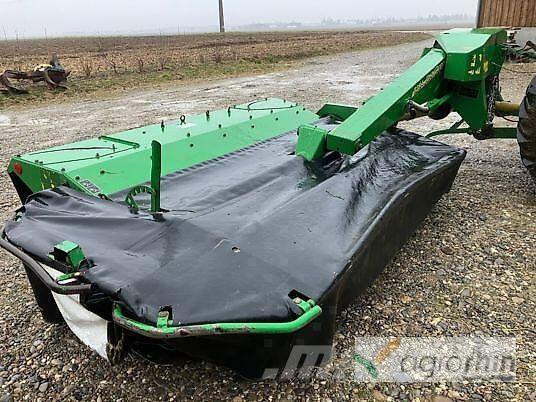 John Deere 328 A Maaiers