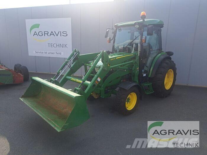 John Deere 4066 R Tractoren