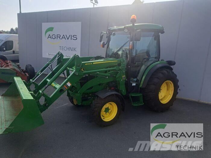 John Deere 4066 R Tractoren