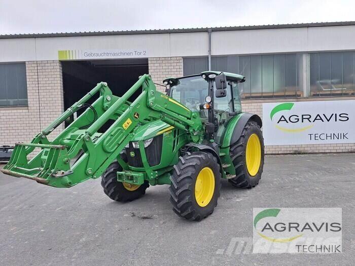 John Deere 5100 R Tractoren
