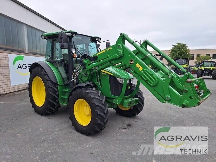 John Deere 5100 R Tractoren