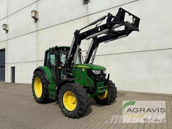 John Deere 6115 R Tractoren