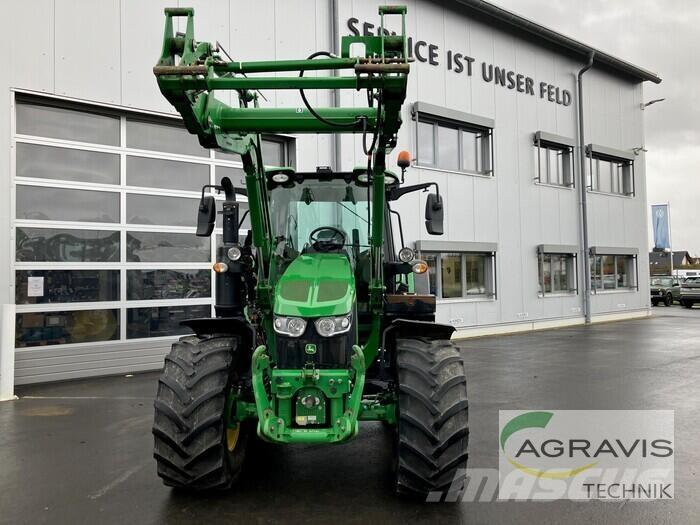 John Deere 6120 M Tractoren