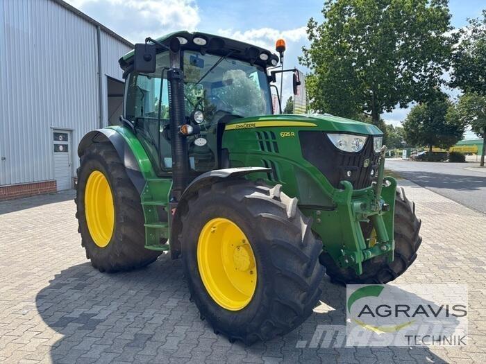 John Deere 6125 R Tractoren