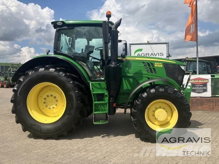 John Deere 6215 R Tractoren