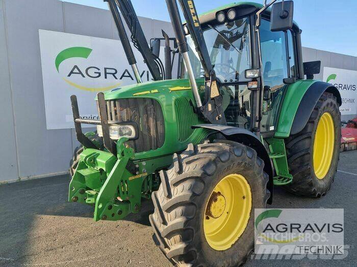 John Deere 6220 A Tractoren