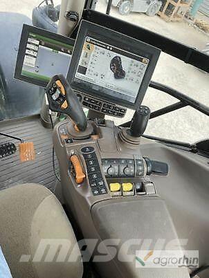 John Deere 6250R Tractoren