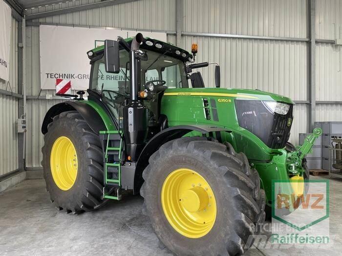 John Deere 6250R Tractoren