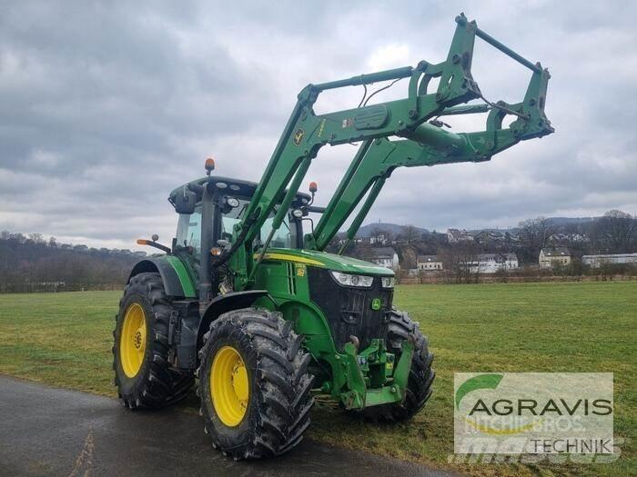 John Deere 7270 R Tractoren