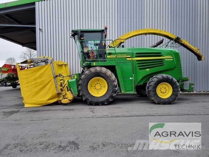 John Deere 7400 Zelfrijdende veldhakselaars