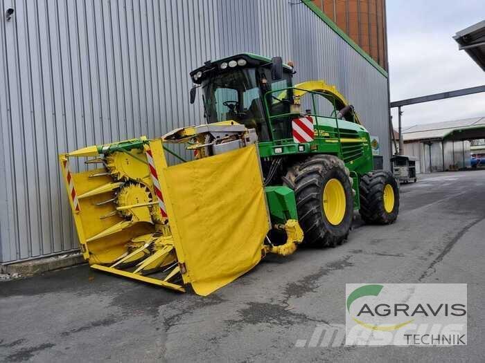 John Deere 7400 Zelfrijdende veldhakselaars
