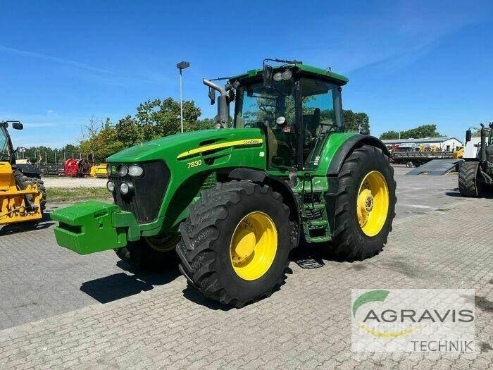 John Deere 7830 Tractoren