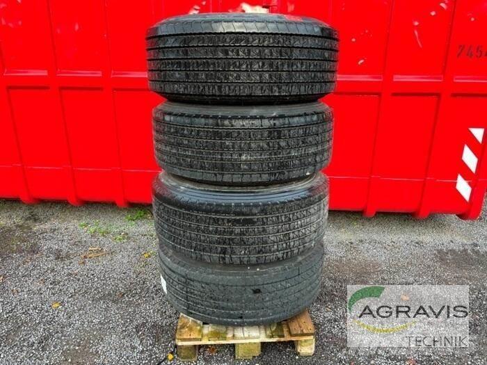  KR 425/65 R 22,5 Banden, wielen en velgen