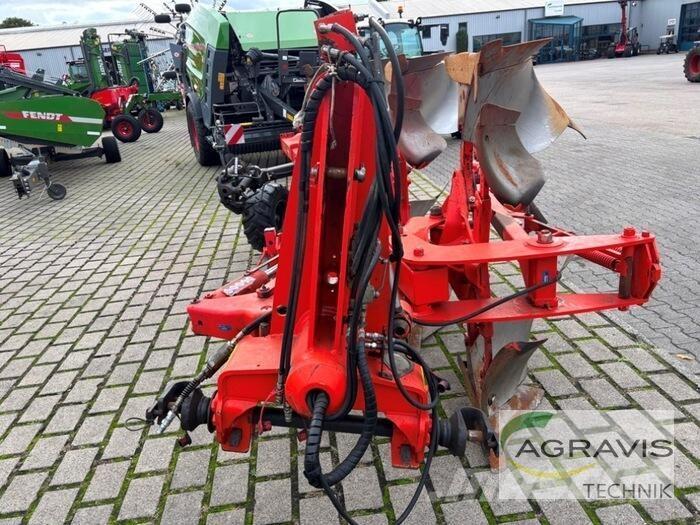 Kuhn VARI-MASTER 152 Wentelploegen