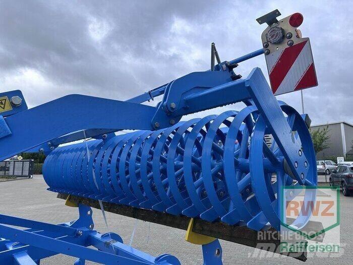 Lemken Karat 10/300 Cultivatoren