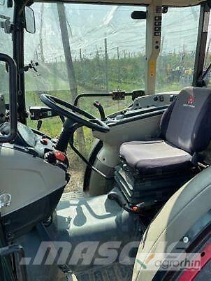 Massey Ferguson 3710 F Tractoren