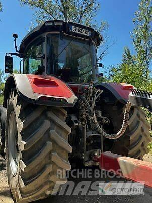 Massey Ferguson 8S 285 Tractoren