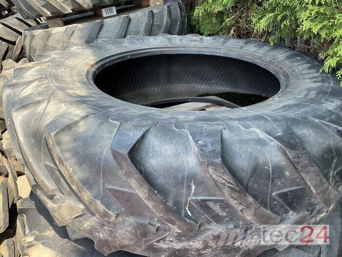 Michelin 20.8R38 Banden, wielen en velgen
