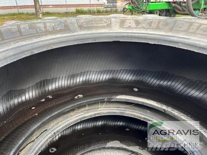 Michelin 710/75R42 Banden, wielen en velgen