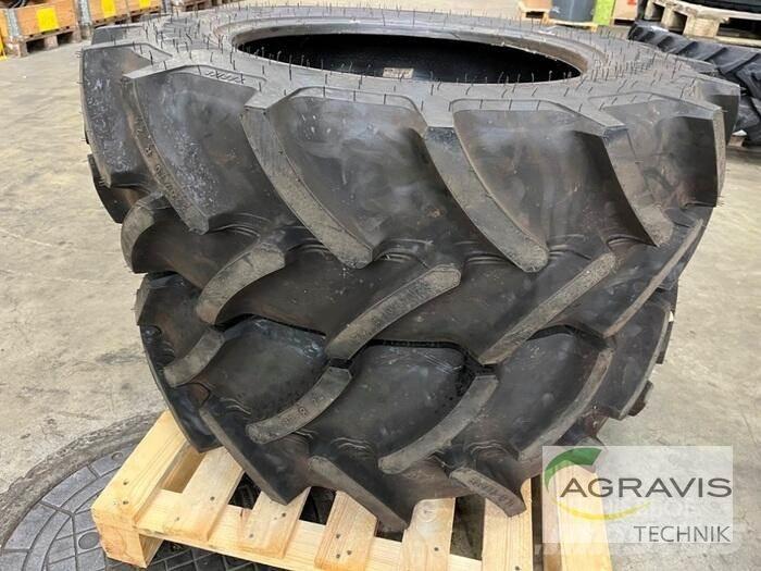 Mitas 320/70 R24 Banden, wielen en velgen