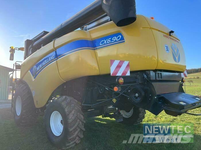 New Holland CX 6.90 Maaidorsmachines
