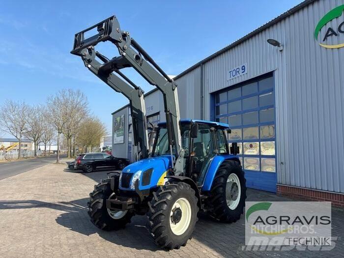 New Holland TLA 100 Tractoren