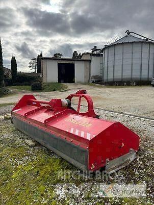 Omarv CUNEO 320 Klepelmaaiers