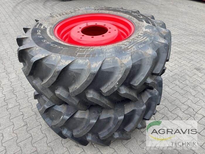 Pirelli KR 460/85R30 Banden, wielen en velgen