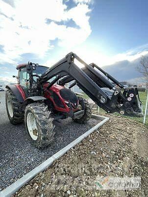 Valtra A115H4 Tractoren