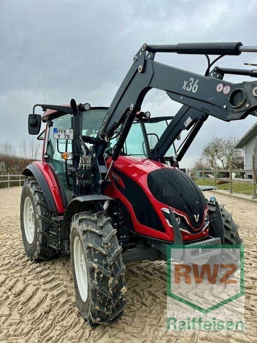 Valtra A75 Tractoren
