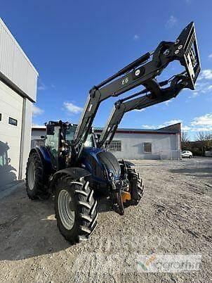 Valtra N134A Tractoren