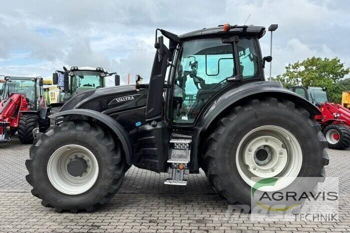 Valtra T 235 D Tractoren