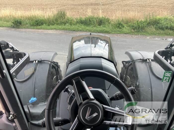 Valtra T 235 D Tractoren