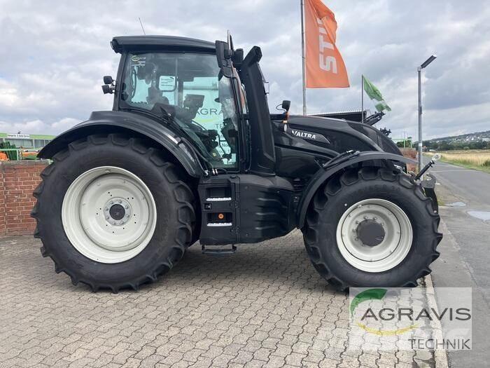 Valtra T 235 D Tractoren