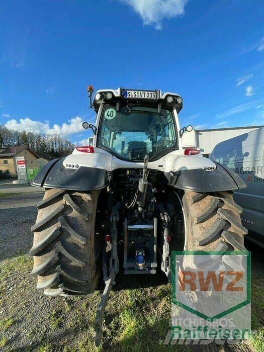 Valtra T215D Tractoren