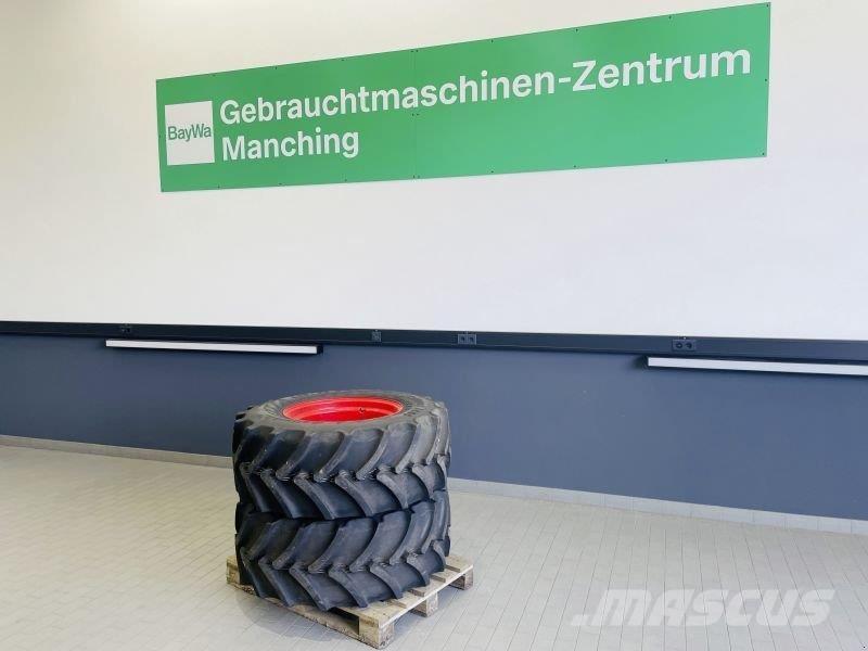  440/65R24 128D Banden, wielen en velgen