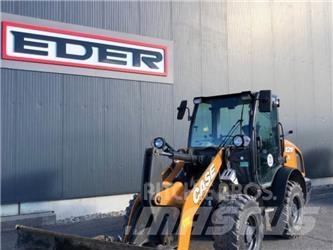 CASE 121F Wielladers