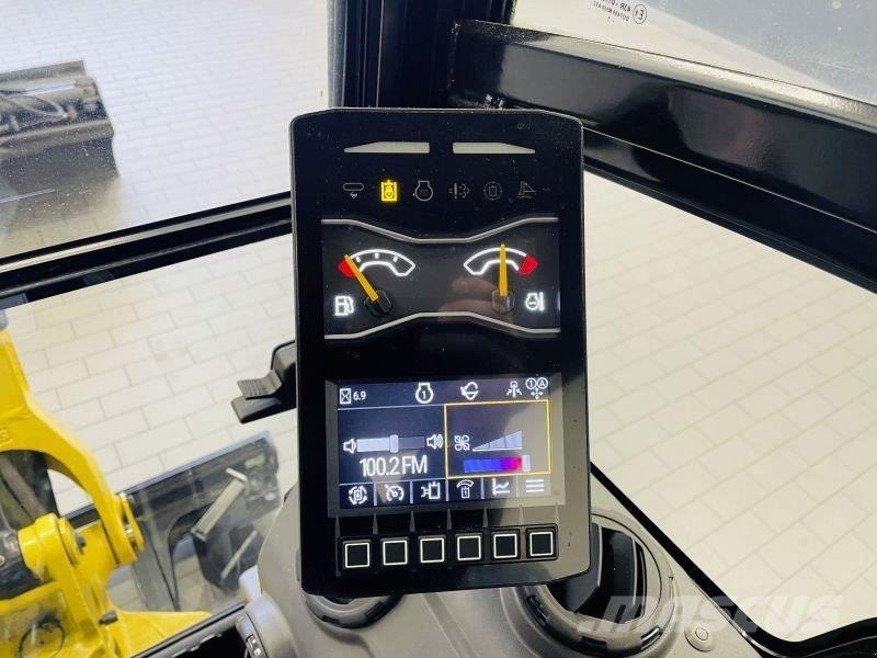 CAT 302CR-05A Wielgraafmachines