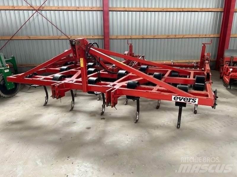 Evers Tarpan Cultivatoren